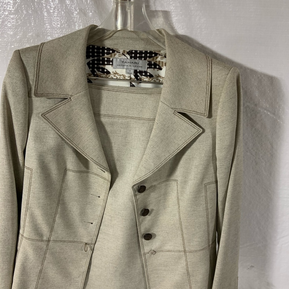 Suit